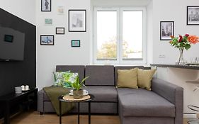 Apartment Długosza Warsaw Wola by Renters